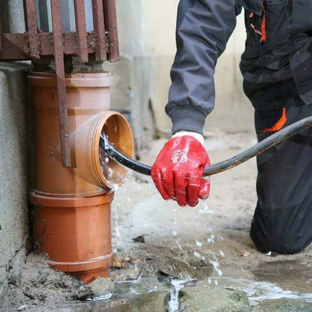 Прочистка канализационных труб: Офисы, магазины, салоны, рестораны.